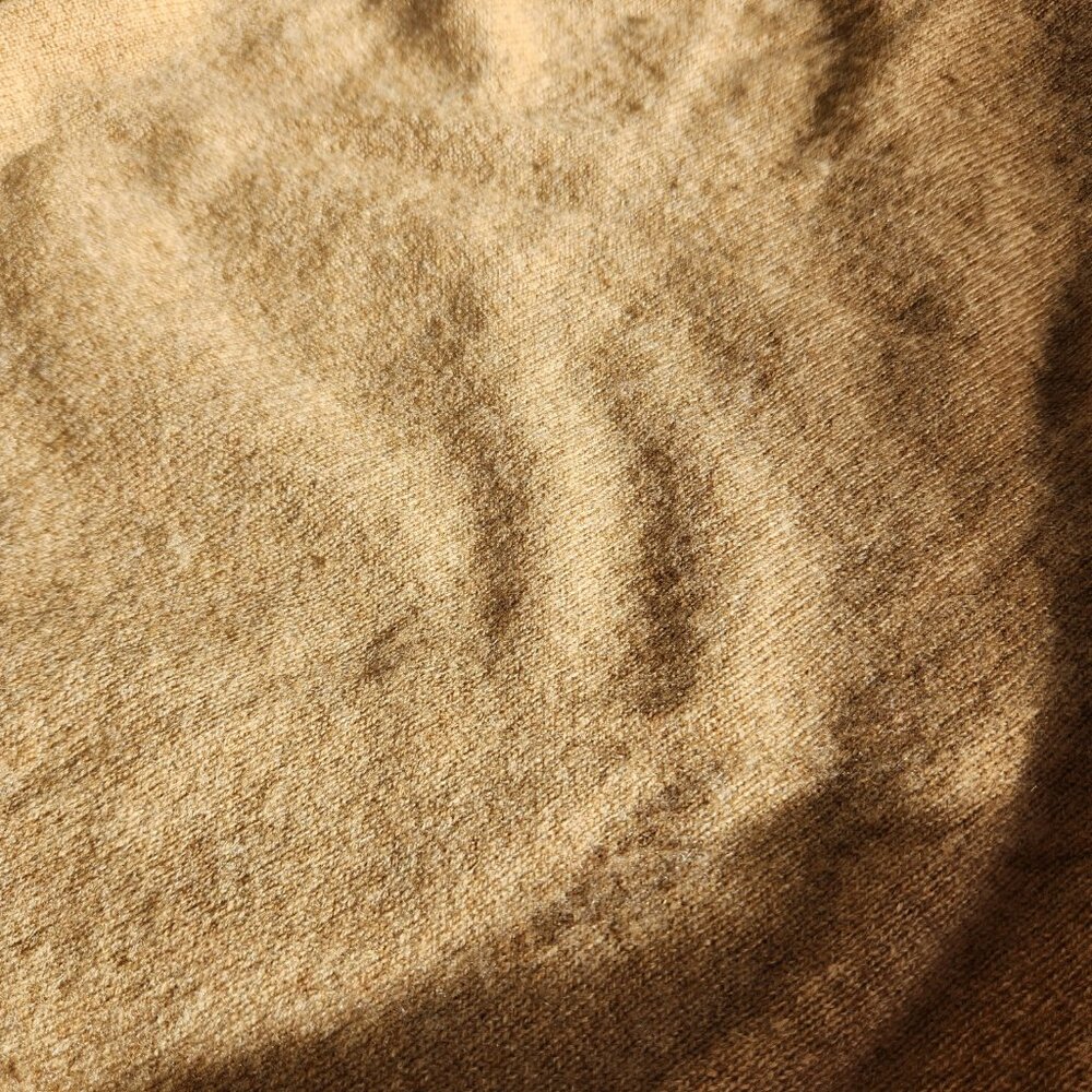 Uniqlo Men's 100% Cashmere Sweater -- Beige, Size XXL - Picture 4 of 6